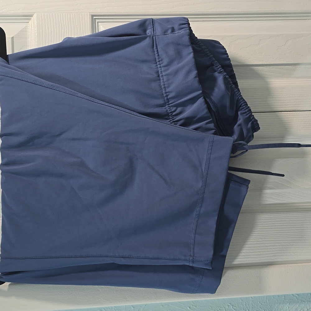 LIVI for Lane Bryant Capri Trouser - Picture 2 of 11